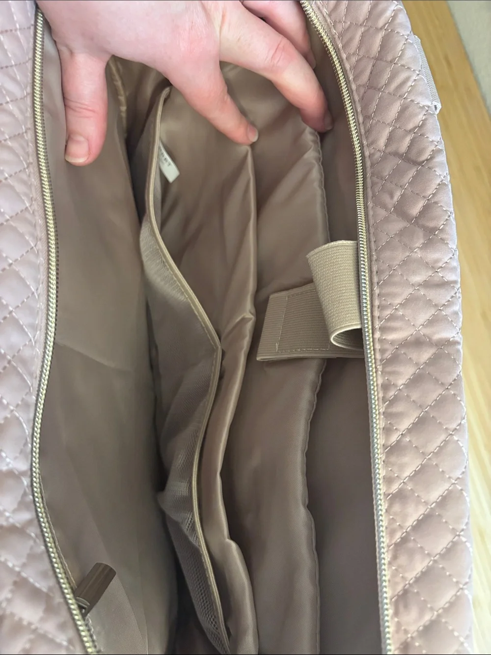 Bagsmart Quilted Light Pink Laptop Bag with Detachable Strap